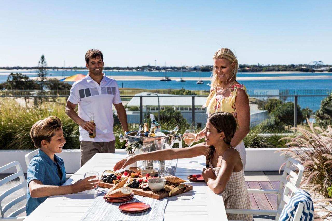 Sky Broadwater Apartments Southport Екстер'єр фото