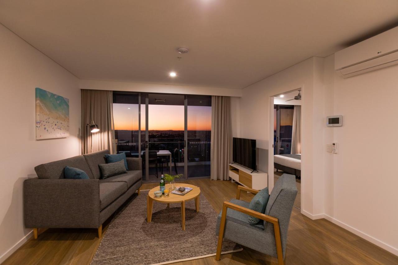 Sky Broadwater Apartments Southport Екстер'єр фото